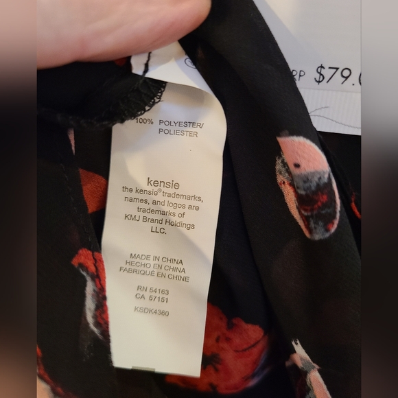 NWT Kensie Black with Red Shear Flowy Floral Bell Sleeve Blouse SZ M - Picture 10 of 12